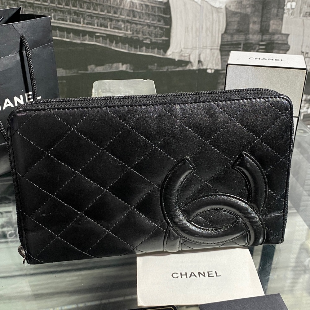 Authentic CHANEL Lambskin Cambon Line Zippy Clutch Wallet - Picture 5 of 17